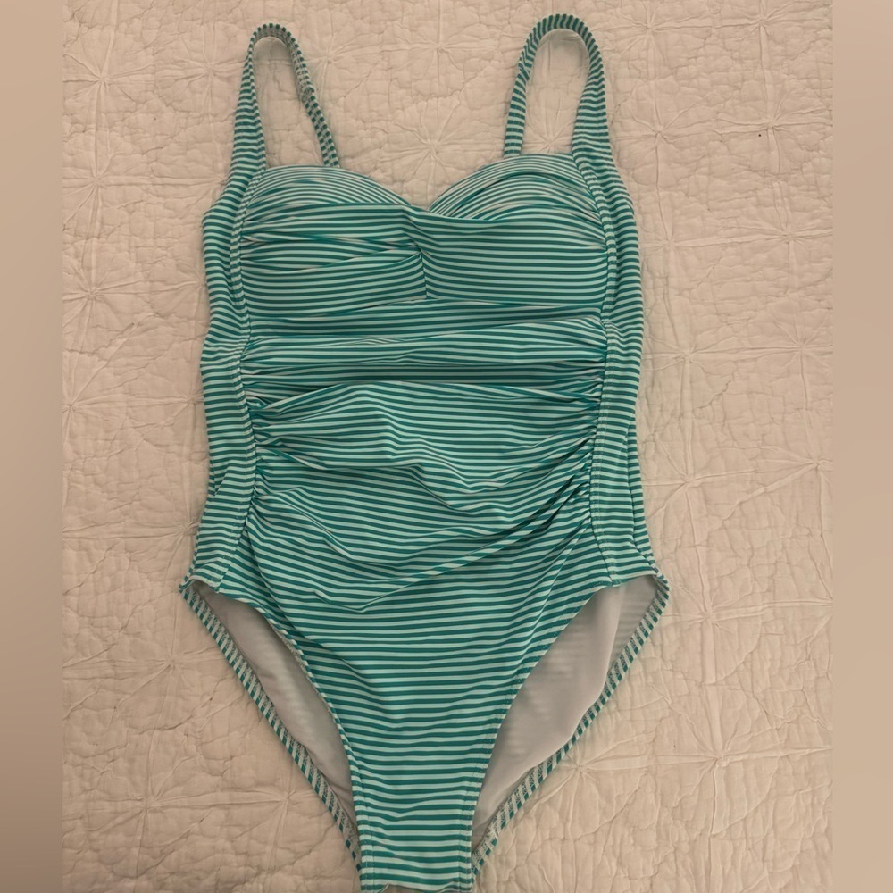 Nip Tuck Bond Eye 1 Piece Bathing Swim Suit Stripe Mint/White. Size 6